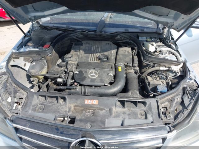 2014 MERCEDES-BENZ C 250 WDDGF4HB4EG245351 Photo 9