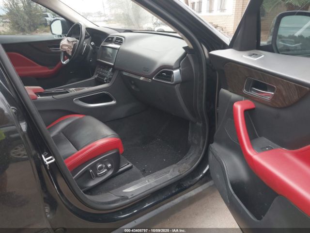 2020 JAGUAR F-PACE SADCM2FV2LA629603 Photo 4