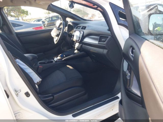 2023 NISSAN LEAF 1N4CZ1CV1PC553593 Photo 4