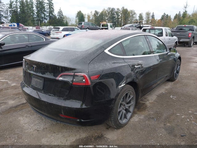 2018 TESLA MODEL 3 5YJ3E1EA4JF172606 Photo 3