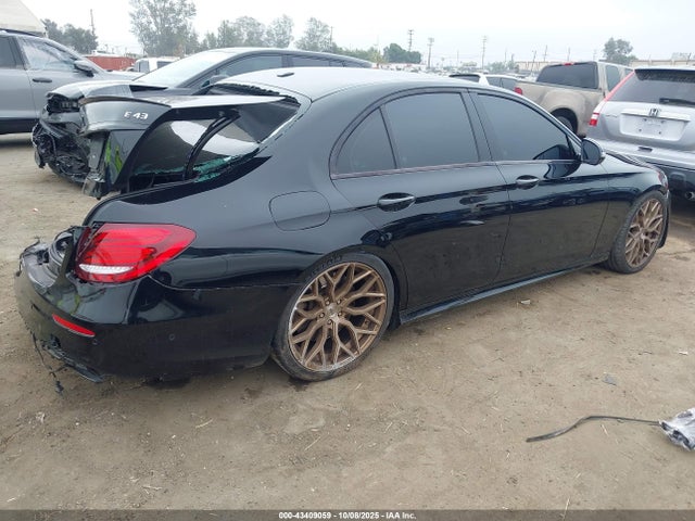 2018 MERCEDES-BENZ AMG E 43 WDDZF6EB7JA461152 Photo 3