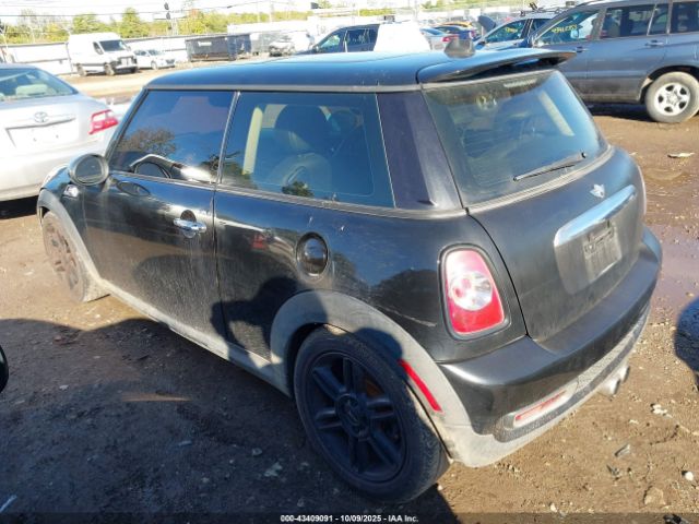 2013 MINI HARDTOP WMWSV3C52DT390281 Photo 2