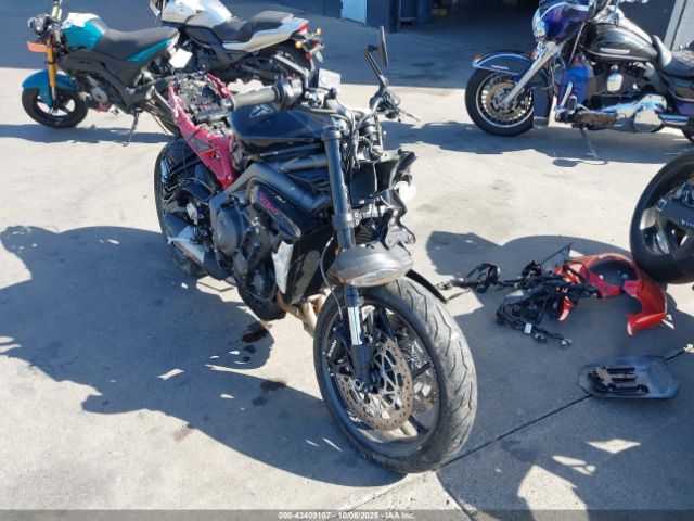 2022 TRIUMPH MOTORCYCLE STREET TRIPLE SMTA534D9NTAV8624