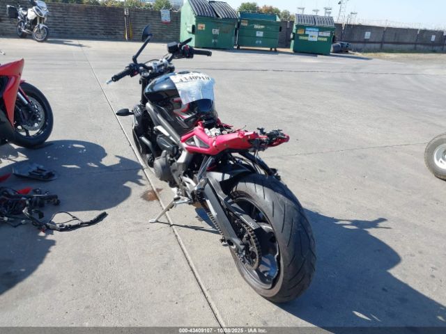2022 TRIUMPH MOTORCYCLE STREET TRIPLE SMTA534D9NTAV8624 Photo 2
