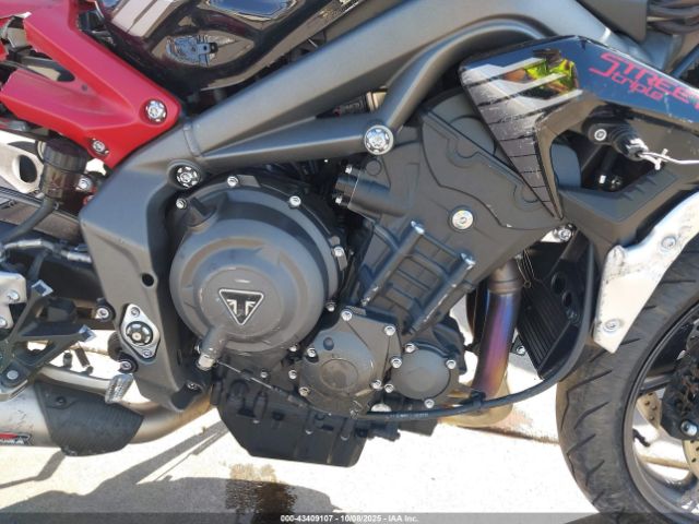 2022 TRIUMPH MOTORCYCLE STREET TRIPLE SMTA534D9NTAV8624 Photo 7