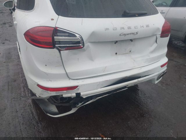 2016 PORSCHE CAYENNE WP1AB2A26GLA93382 Photo 5