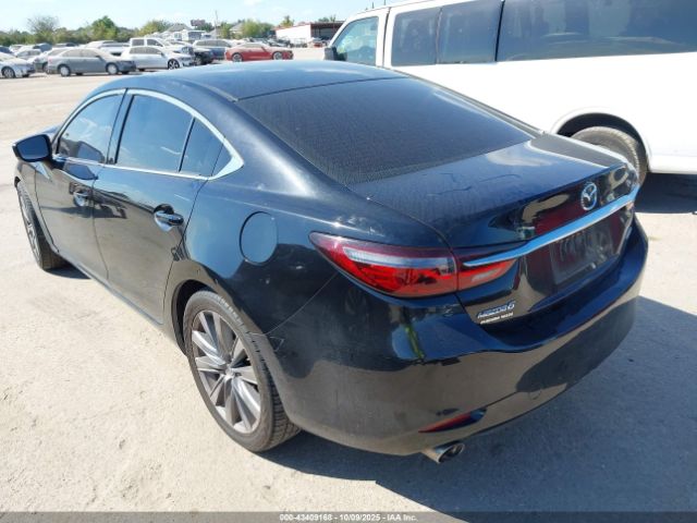 2018 MAZDA MAZDA6 JM1GL1VM3J1306905 Photo 2