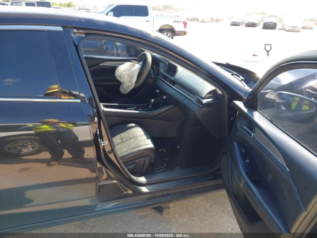 2018 MAZDA MAZDA6 JM1GL1VM3J1306905 Photo 4