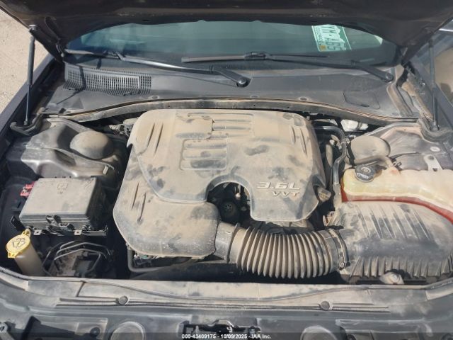 2016 CHRYSLER 300C 2C3CCAEG7GH105905 Photo 9