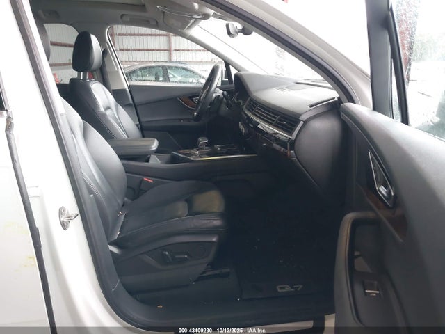 2018 AUDI Q7 WA1LAAF76JD018639 Photo 4
