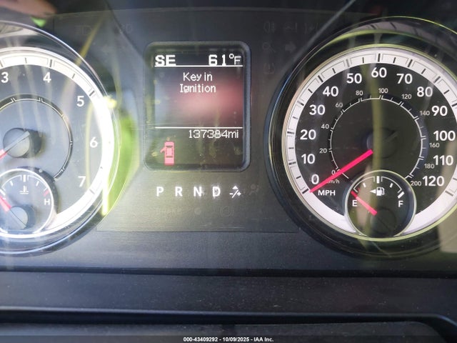 43409292 :رقم المزاد ، 1C6RR7GT7KS729617 vin ، 2019 Ram 1500 Classic Warlock  4x4 6'4 Box مزاد بيع