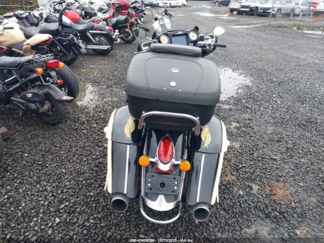 2019 INDIAN MOTORCYCLE CO. CHIEFTAIN 56KTFAAA7K3380619 Photo 5