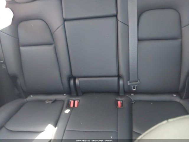 2023 TESLA MODEL Y 7SAYGDEF6PF794665 Photo 7