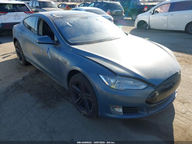 2013 TESLA MODEL S 5YJSA1CP1DFP18118 Photo 0