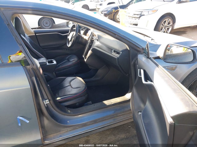 2013 TESLA MODEL S 5YJSA1CP1DFP18118 Photo 4