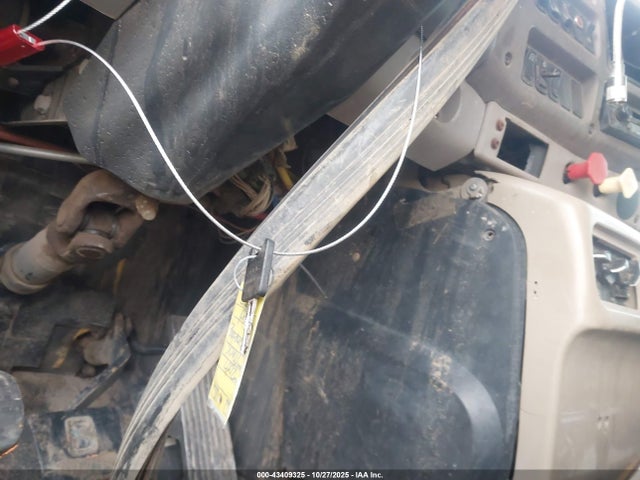 43409325 :رقم المزاد ، 1M2AA12Y6RW038543 vin ، 1994 Mack 600 Ch600 مزاد بيع