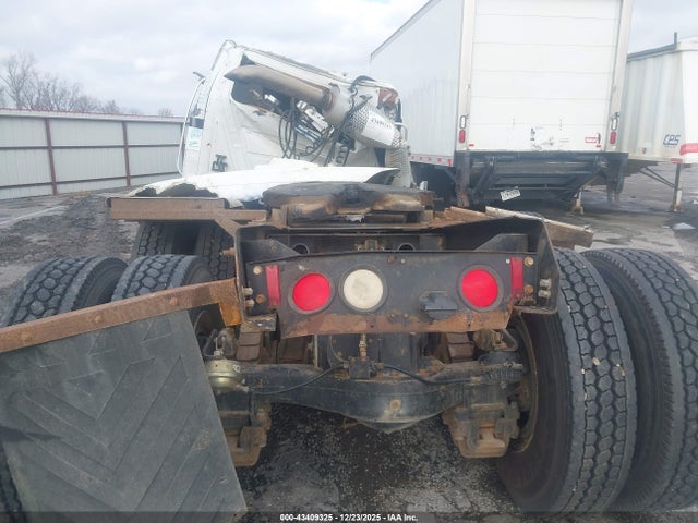 43409325 :رقم المزاد ، 1M2AA12Y6RW038543 vin ، 1994 Mack 600 Ch600 مزاد بيع