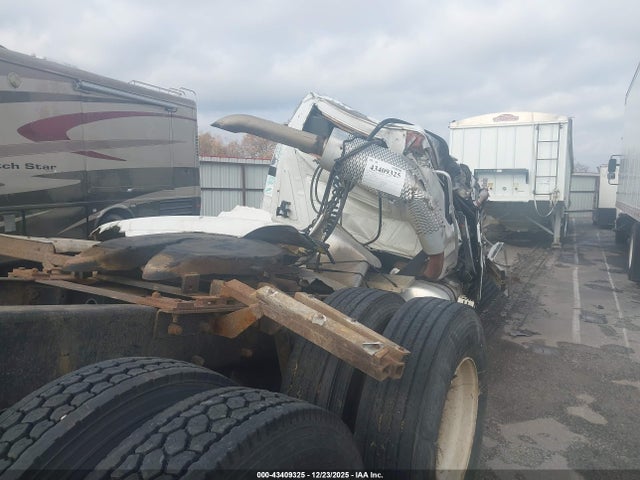 43409325 :رقم المزاد ، 1M2AA12Y6RW038543 vin ، 1994 Mack 600 Ch600 مزاد بيع