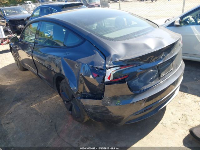 2025 TESLA MODEL 3 5YJ3E1EA1SF978422 Photo 2