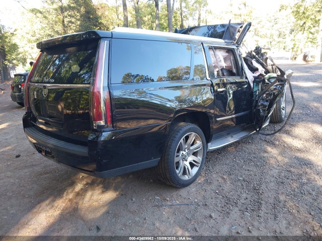 2015 CADILLAC ESCALADE ESV 1GYS4HKJ9FR188601 Photo 3