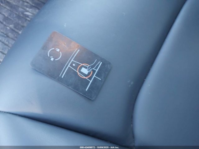 2024 TESLA MODEL Y 7SAYGDEFXRA266725 Photo 10