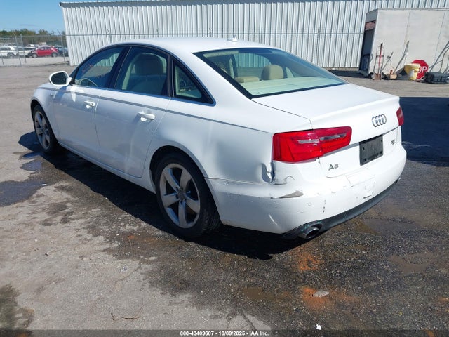 2012 AUDI A6 WAUGGAFC2CN072260 Photo 2