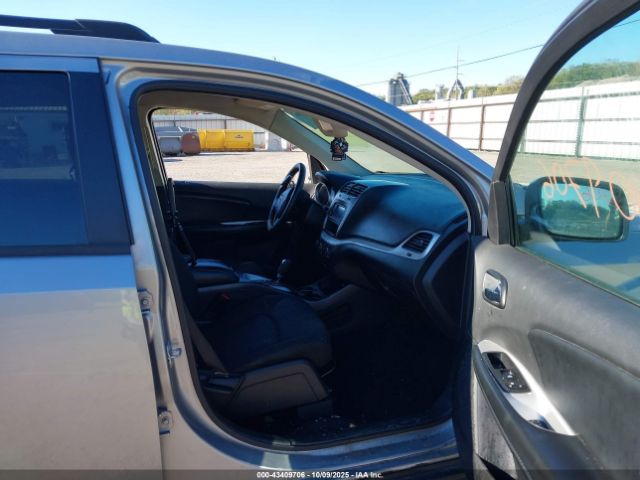 2019 DODGE JOURNEY 3C4PDCAB1KT789480 Photo 4