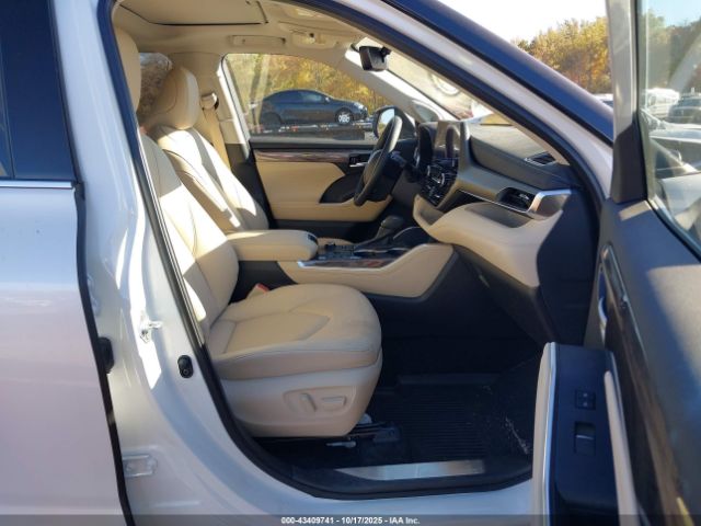 2024 TOYOTA HIGHLANDER 5TDKDRBH2RS566367 Photo 4