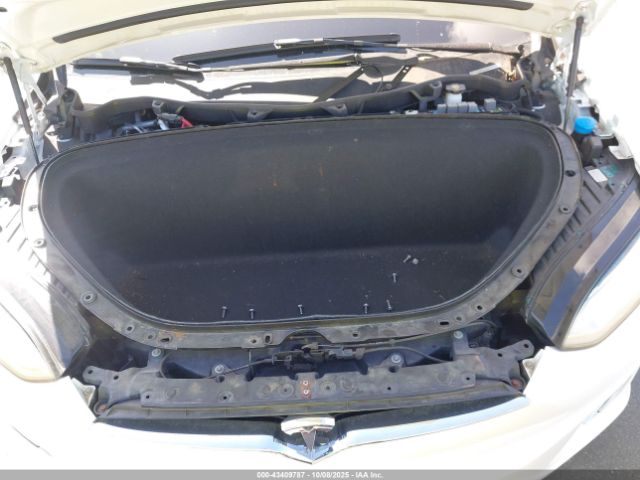 2016 TESLA MODEL X 5YJXCAE22GF002463 Photo 9