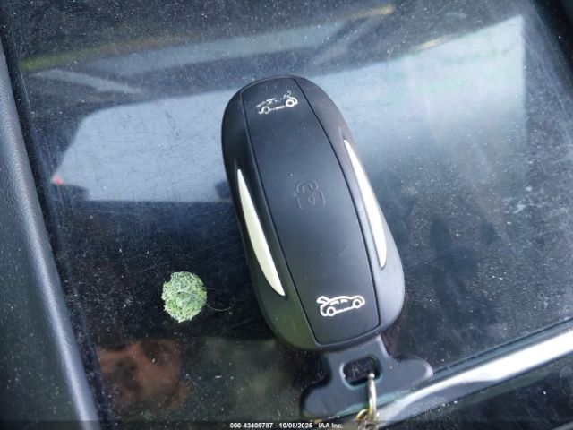 2016 TESLA MODEL X 5YJXCAE22GF002463 Photo 10