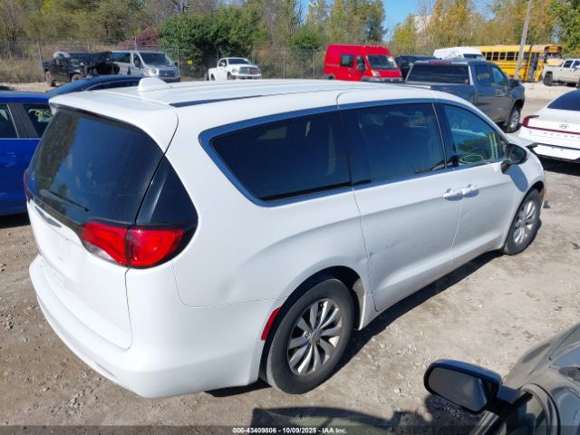 2017 CHRYSLER PACIFICA 2C4RC1DG2HR505972 Photo 3