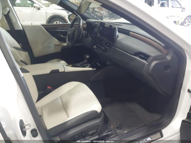 2025 LEXUS ES 350 58ADZ1B14SU199251 Photo 4