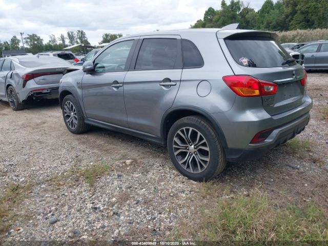 2018 MITSUBISHI OUTLANDER SPORT JA4AP3AU3JZ006188 Photo 2