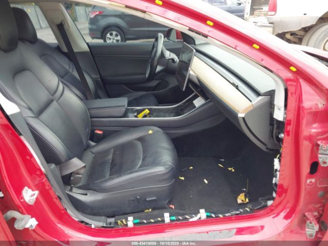 2018 TESLA MODEL 3 5YJ3E1EA8JF008906 Photo 4