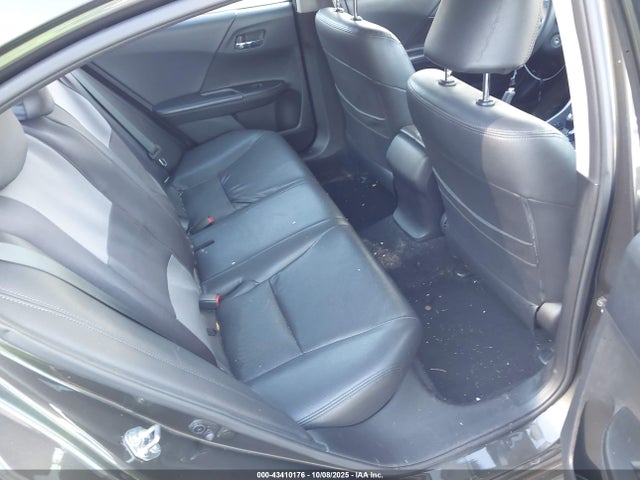 43410176 :رقم المزاد ، 1HGCR2F30FA095826 vin ، 2015 Honda Accord Lx مزاد بيع