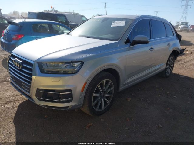 2019 AUDI Q7 WA1LHAF74KD025599 Photo 1