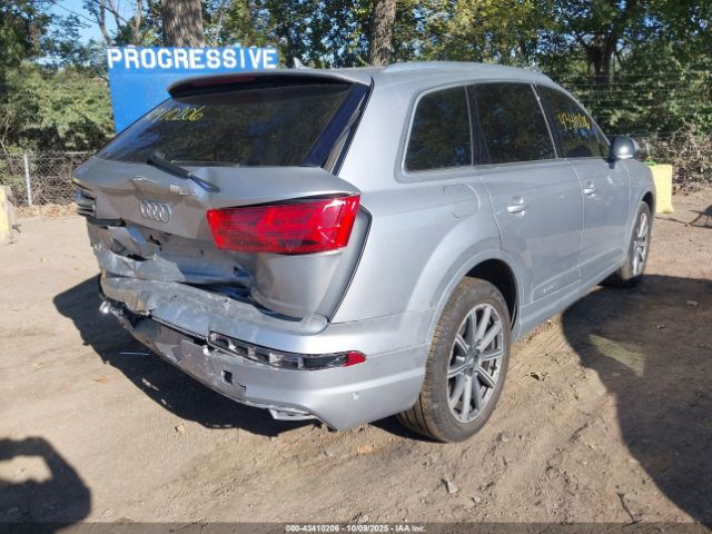 2019 AUDI Q7 WA1LHAF74KD025599 Photo 3