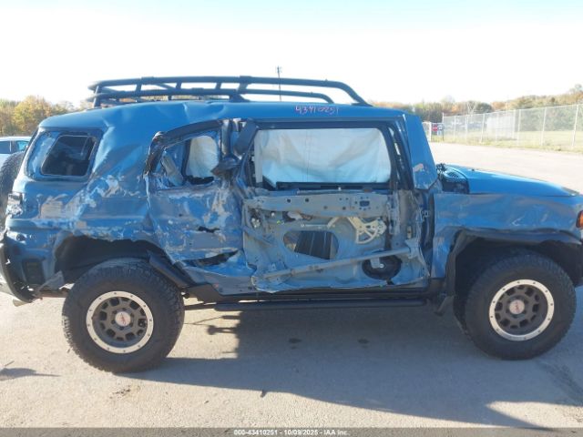2014 TOYOTA FJ CRUISER JTEBU4BF6EK200393 Photo 5
