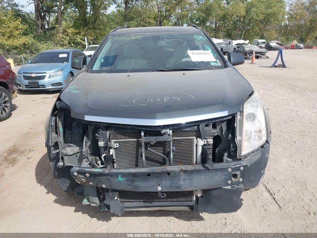 43410315 :رقم المزاد ، 3GYFNAE33FS608692 vin ، 2015 Cadillac Srx Standard مزاد بيع