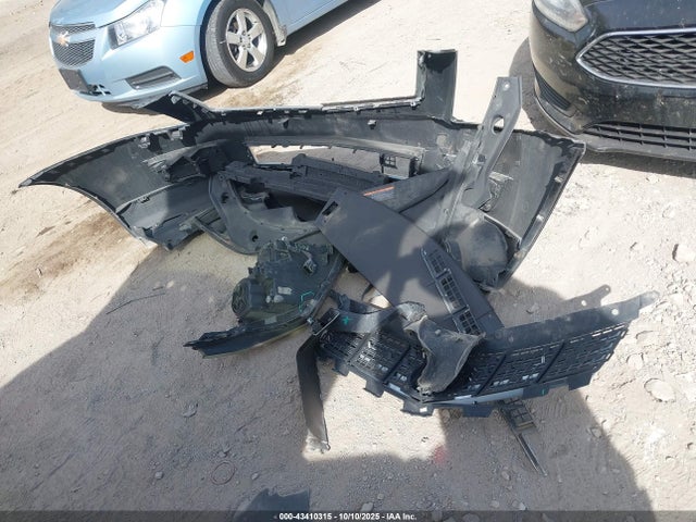 43410315 :رقم المزاد ، 3GYFNAE33FS608692 vin ، 2015 Cadillac Srx Standard مزاد بيع