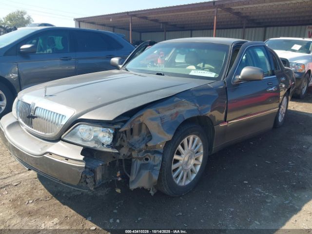 2004 LINCOLN TOWN CAR 1LNHM81W24Y663131 Photo 5