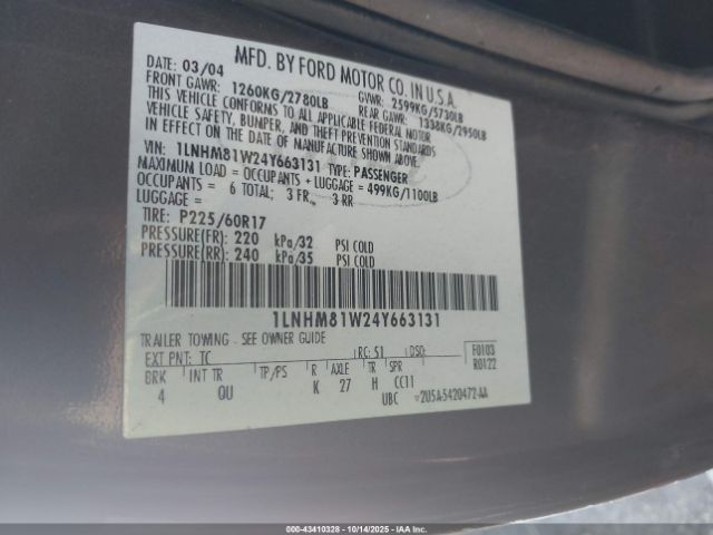 2004 LINCOLN TOWN CAR 1LNHM81W24Y663131 Photo 8