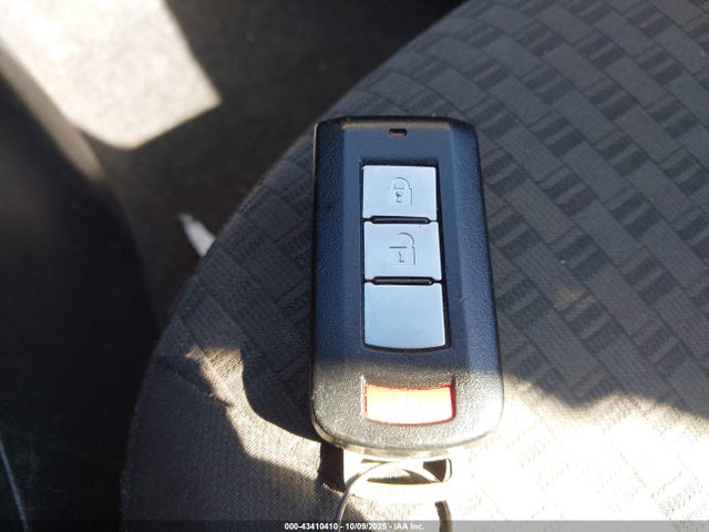 2019 MITSUBISHI MIRAGE ML32A4HJ6KH006337 Photo 10