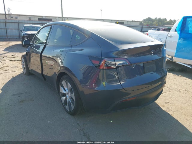 2023 TESLA MODEL Y 7SAYGAEE9PF969545 Photo 2
