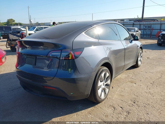 2023 TESLA MODEL Y 7SAYGAEE9PF969545 Photo 3
