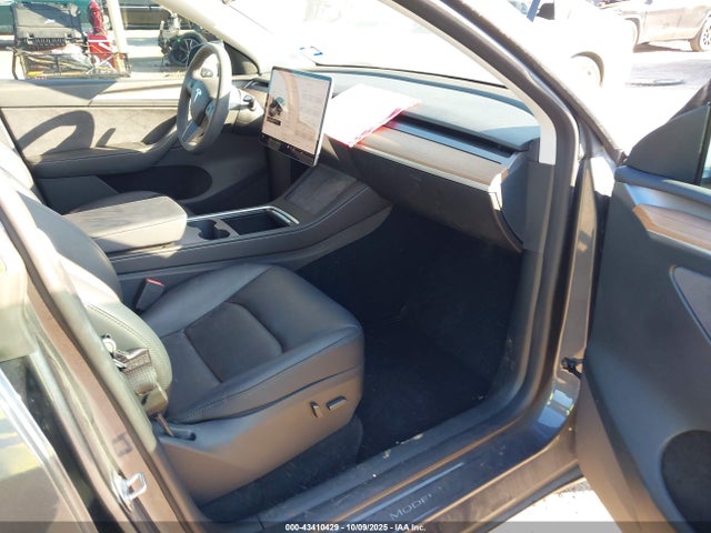 2023 TESLA MODEL Y 7SAYGAEE9PF969545 Photo 4