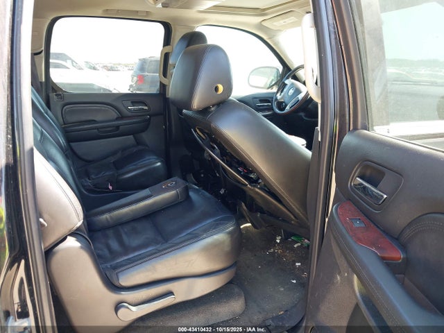 2008 CADILLAC ESCALADE ESV 1GYFK668X8R142345 Photo 7
