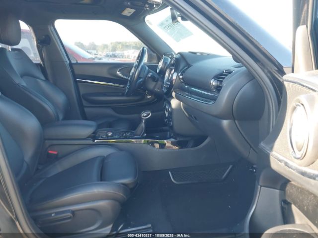 2016 MINI CLUBMAN WMWLN9C5XG2B30845 Photo 4