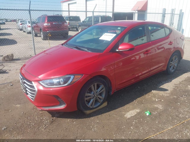 2018 HYUNDAI ELANTRA 5NPD84LF5JH252431 Photo 1