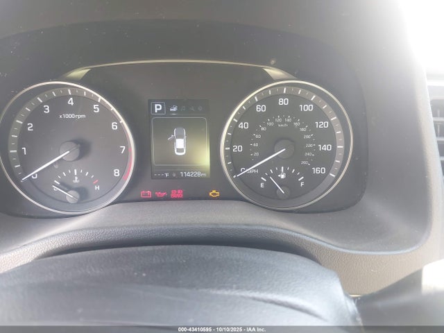 2018 HYUNDAI ELANTRA 5NPD84LF5JH252431 Photo 6